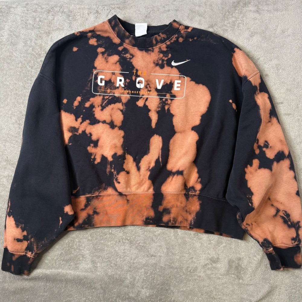 Nike The Grove Orange Theory Sweatshirt Womens S Oversized Boxy Bleached Active